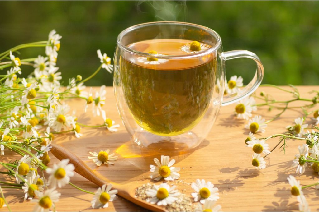 does chamomile tea have caffeine 